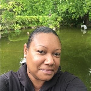 Meet your Posher, Christine